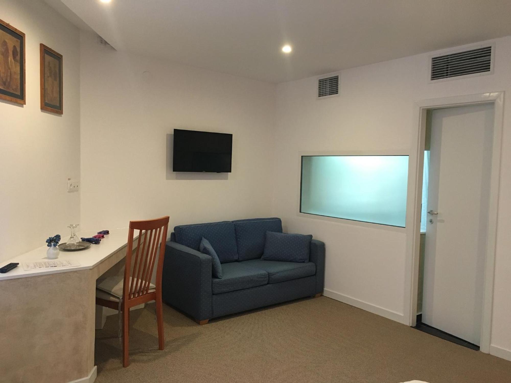 Csiki Hotel Miercurea Ciuc Ngoại thất bức ảnh
